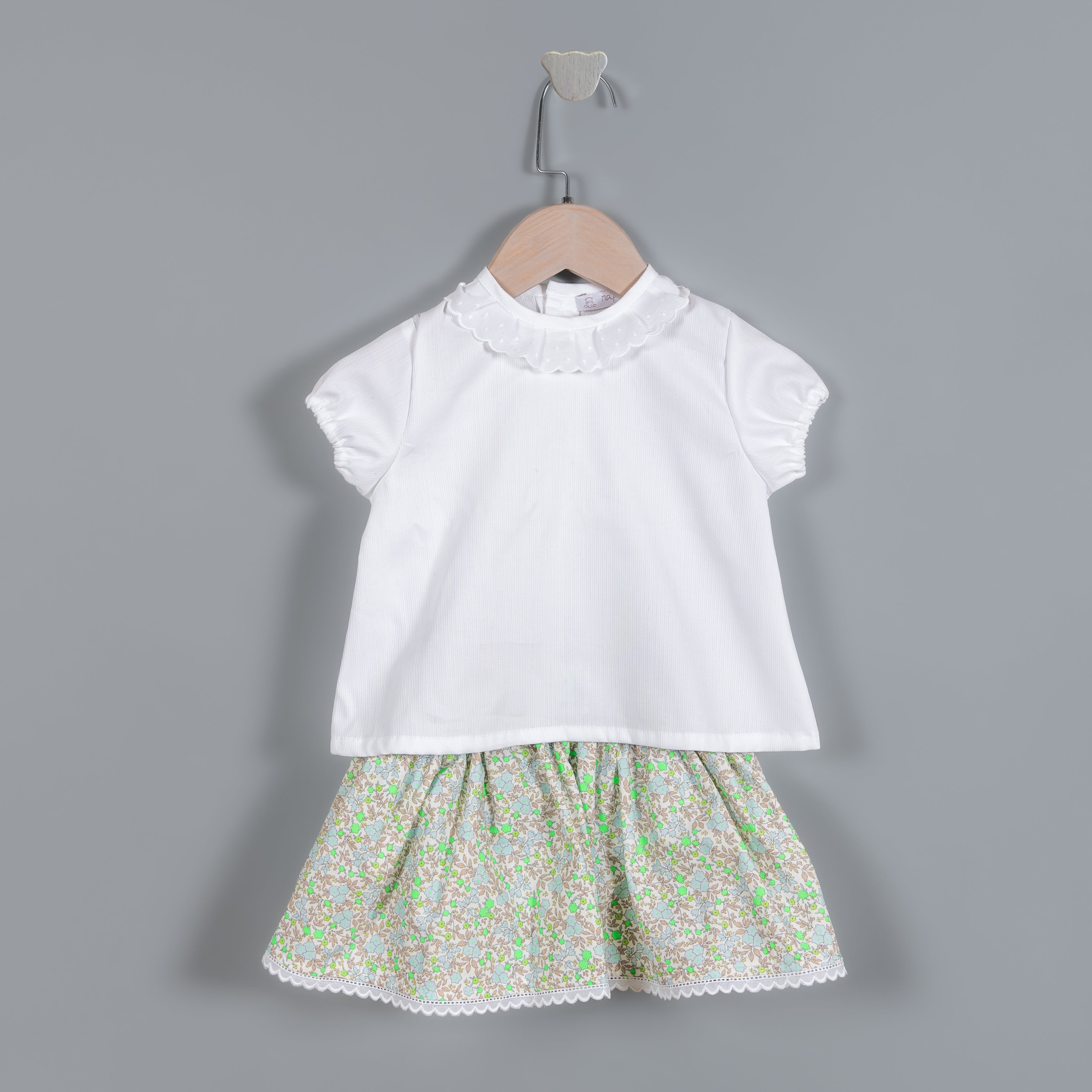 Falda Andrea verde fluor