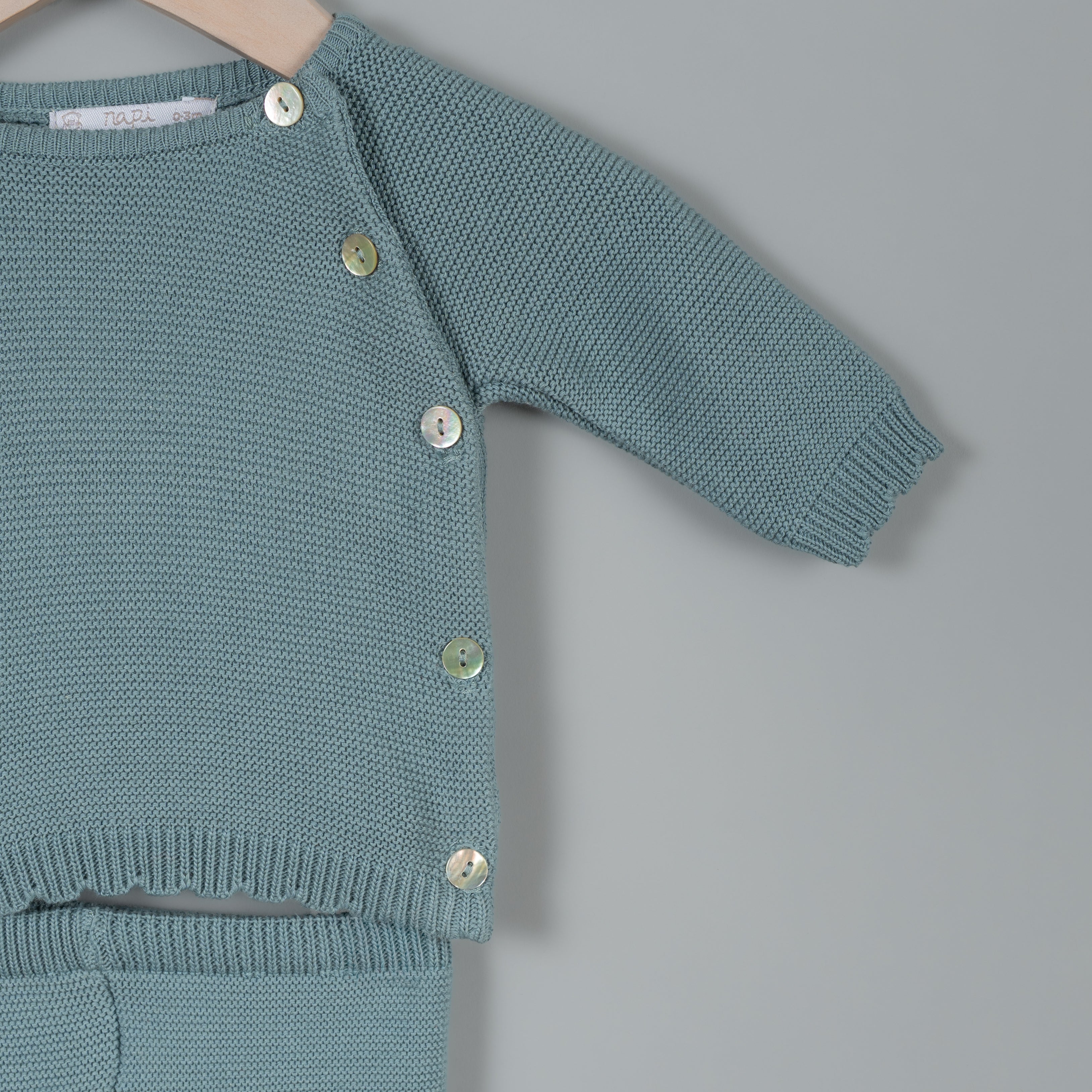 Set pantalón tejido cemento