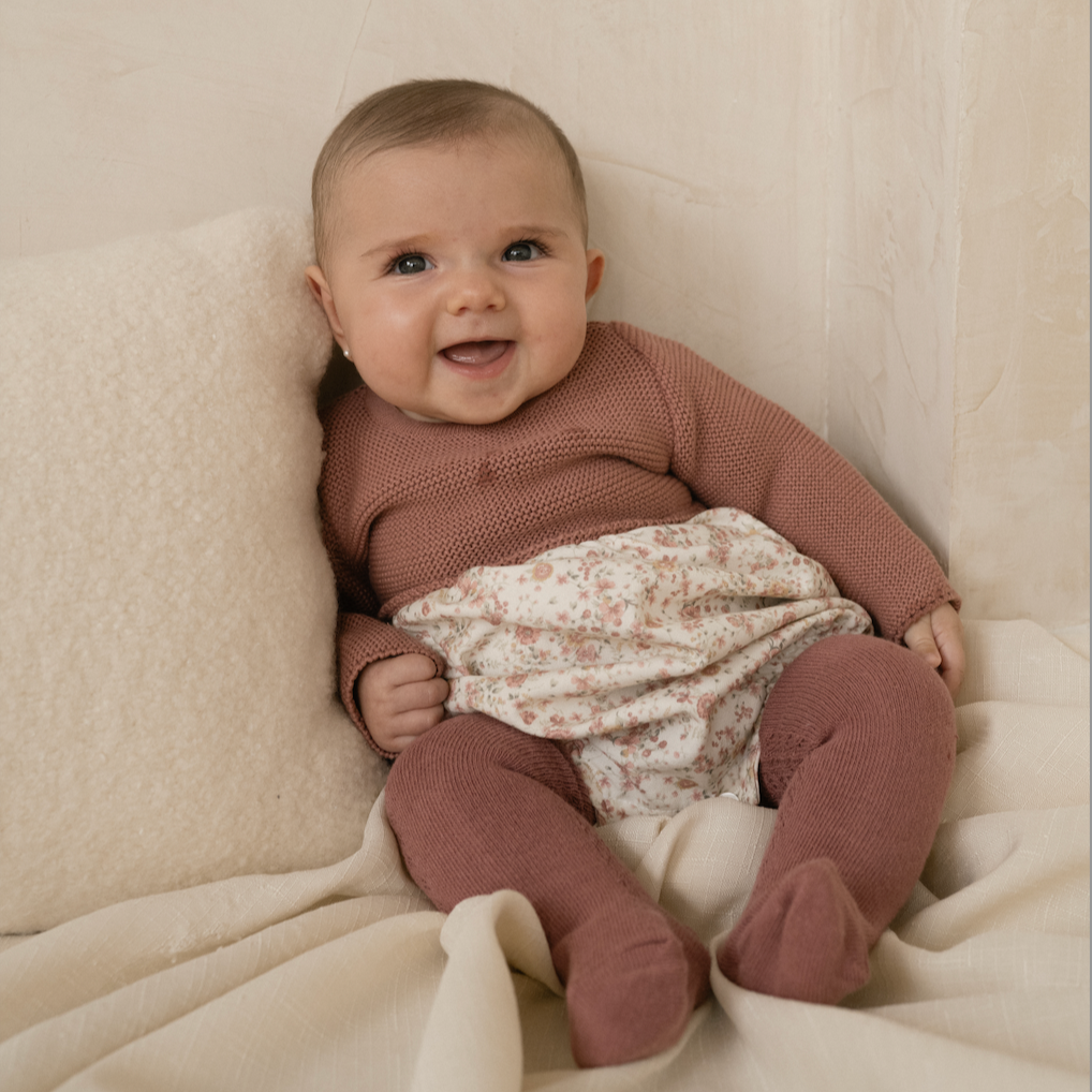 Bebé niña