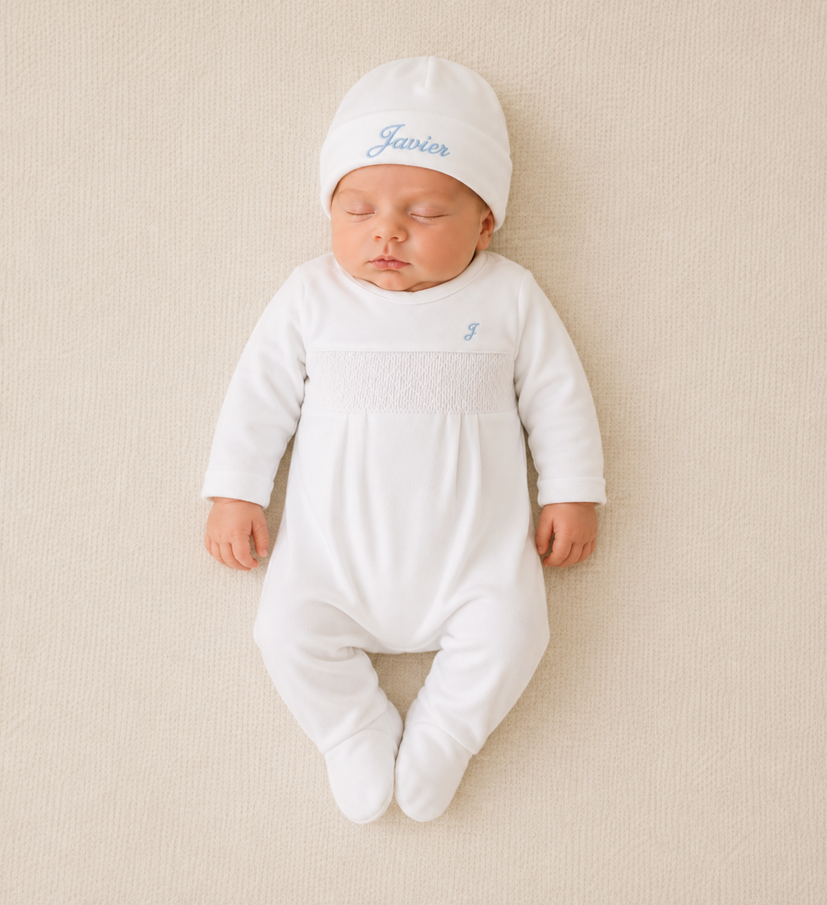 Mameluco con gorrito blanco- Pima (bordado +$150)