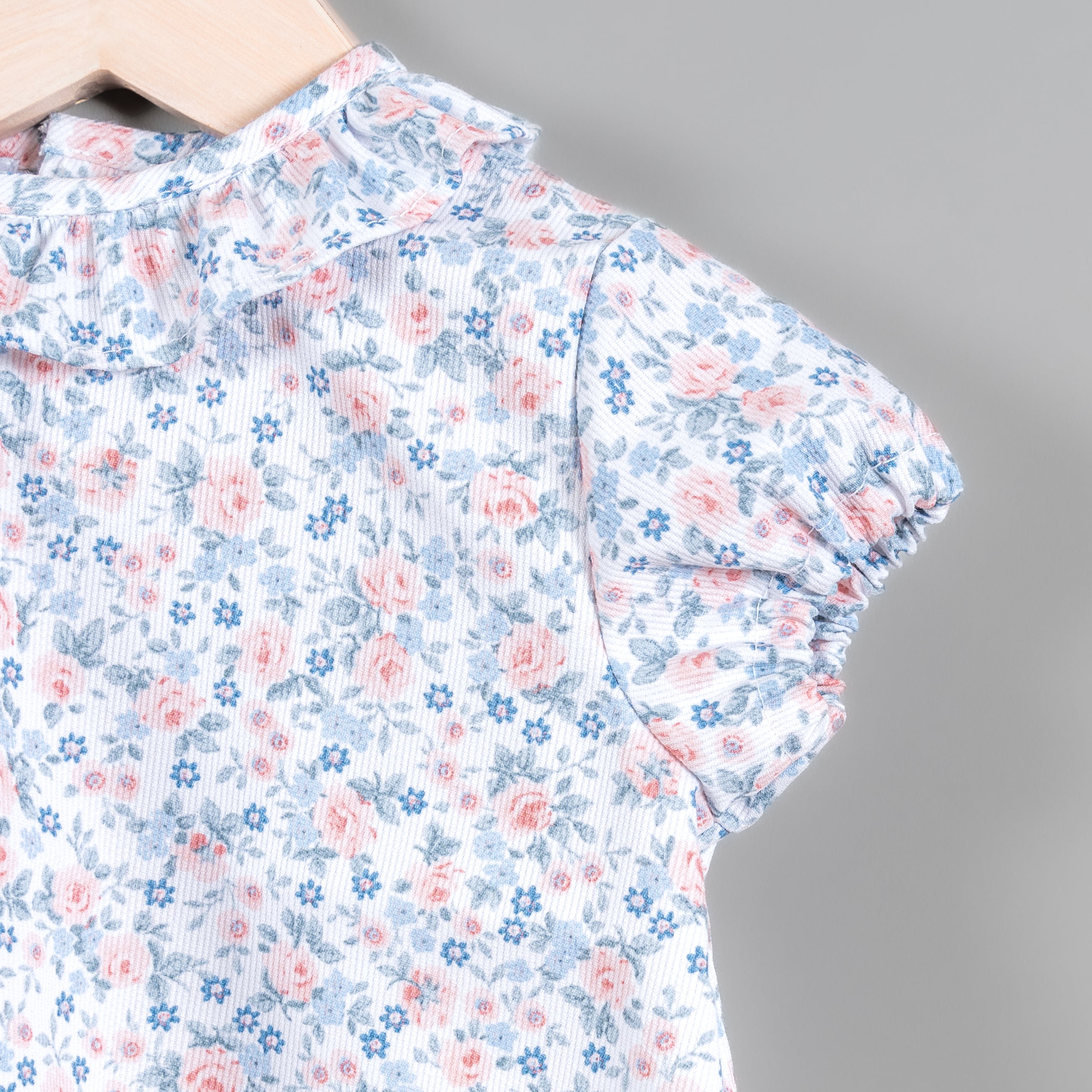 Camisa Lorenza MC flores pique