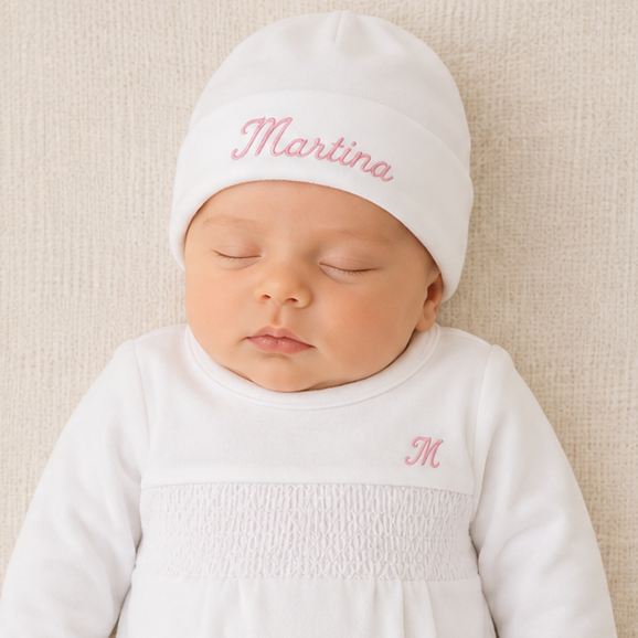 Mameluco con gorrito blanco- Pima (bordado +$150)